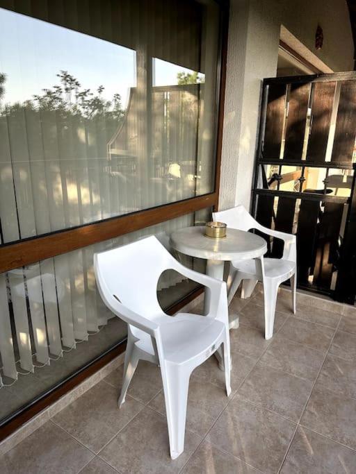 Spacious Fully Furnished Studio In Kavarna Apart Hotel Экстерьер фото